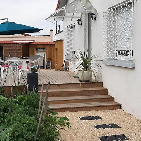 Maison Ville Agreable Riorges Bagian luar foto
