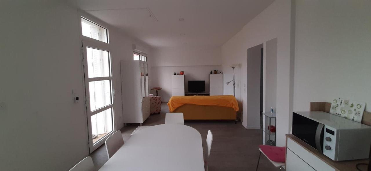 Maison Ville Agreable Riorges Bagian luar foto